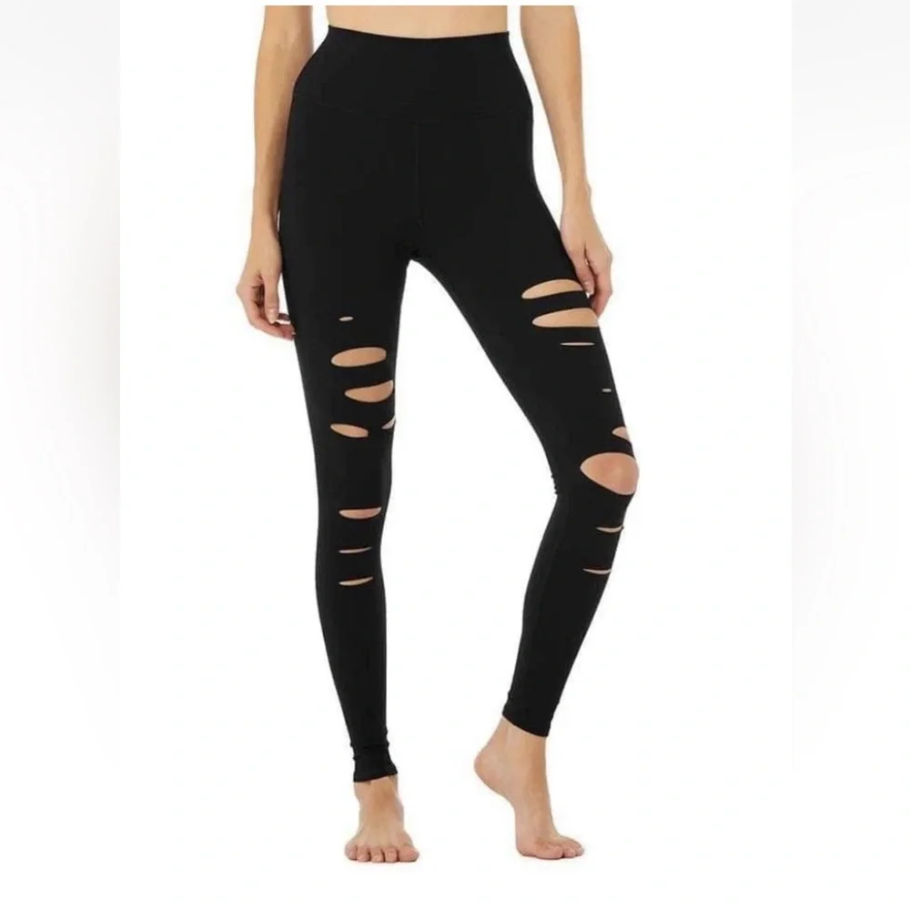 ALO YOGA High-Waist Ripped Warrior Legging Size Medium in Black